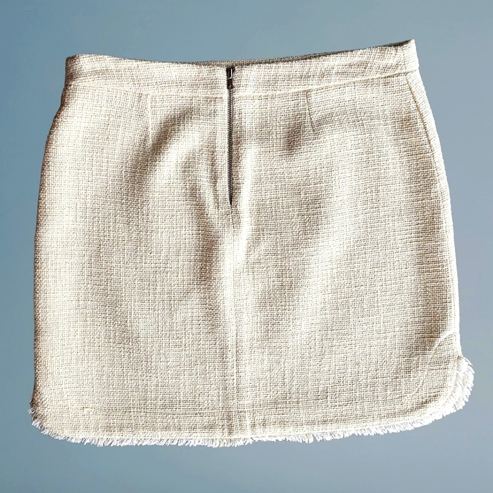 AXARA Paris Ecru Tweed Fray Hem Mini Skirt Size 38/M US - Picture 2 of 8